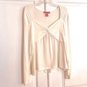 Cream color long sleeved Bandolini Top size XL NWT